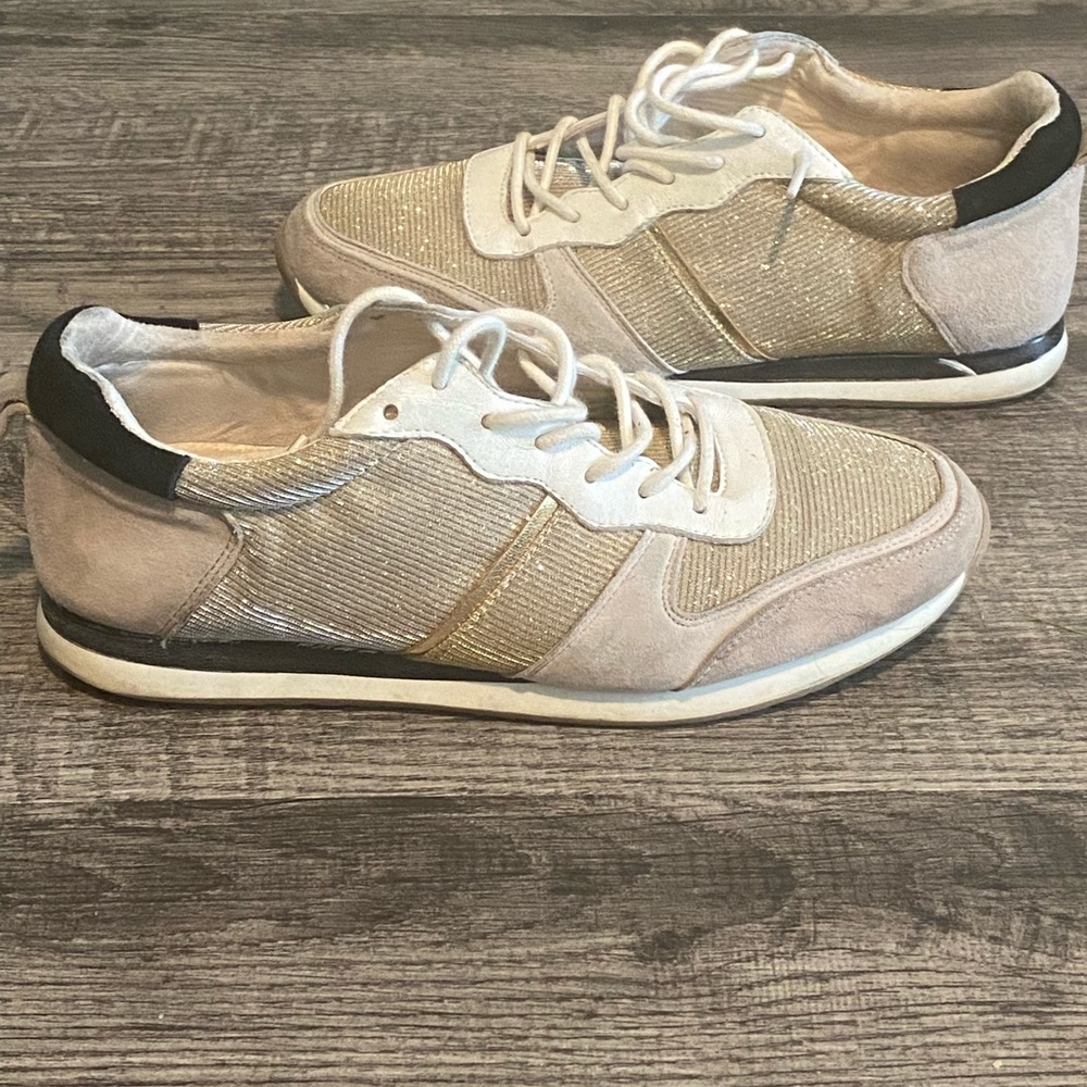 Antonio Melani Glitter Shoes size 6.5